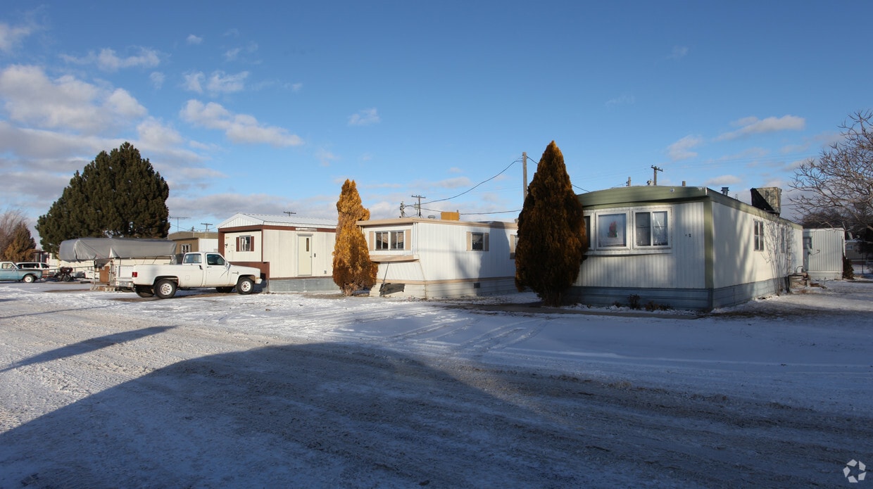 Bel Aire MHP Apartments in Burley, ID