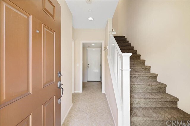 Building Photo - 17871 Shady View Dr