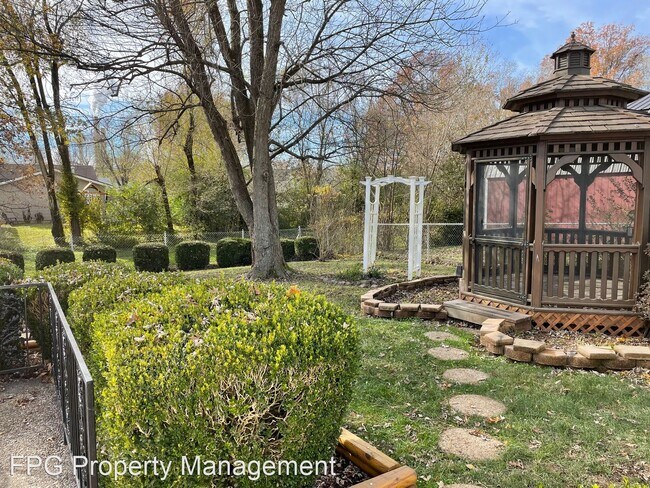 Building Photo - 3 br, 1.5 bath House - 7108 John Adams Way