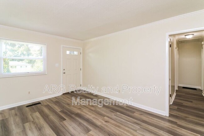 Building Photo - 2845 Cardo Dr NW
