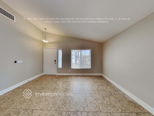 Foto del edificio - 682 Emerald City Ave