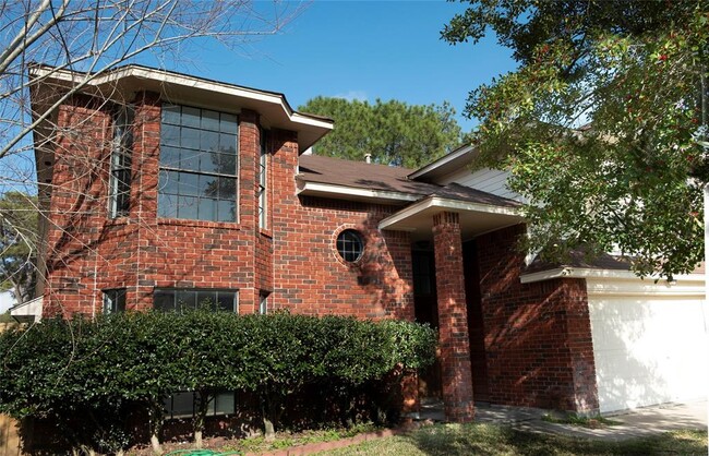 Building Photo - 16422 Leamington Ln