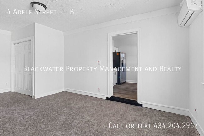 Building Photo - Beautifully Renovated 1 Bedroom Apartment!