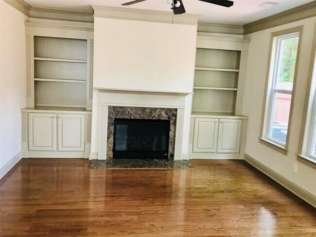 Building Photo - 11890 Aspen Forest Dr