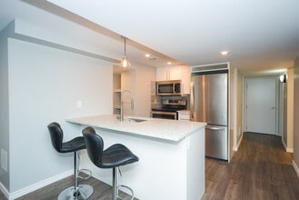 Building Photo - 1262 Rustic Dr