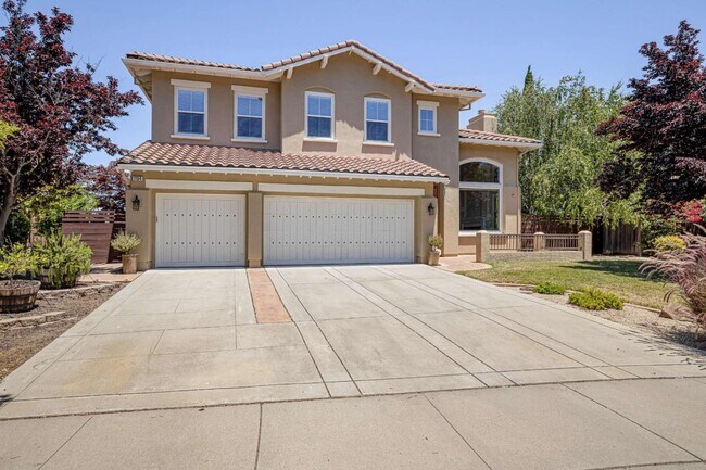 Building Photo - 1154 Eagle Cliff Ct