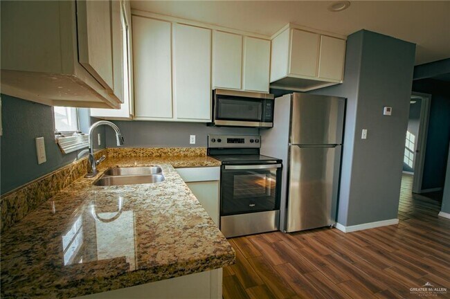 Foto del edificio - 18 North St