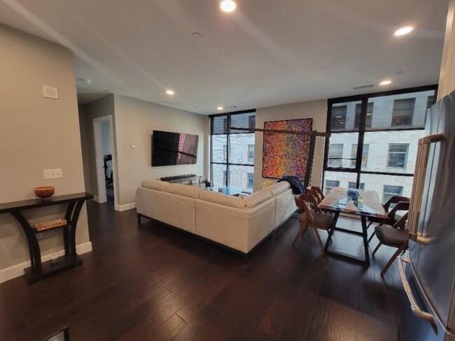 Foto del edificio - 350 Oliver Ave