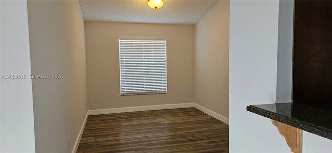 Foto del edificio - 17469 SW 22nd St
