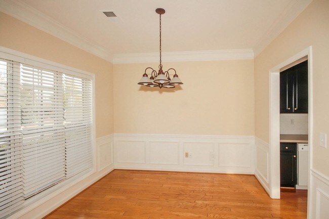 Building Photo - 1491 Edgeley Way