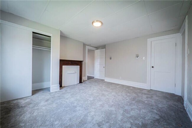 Foto del edificio - 1228 Hodgkiss St