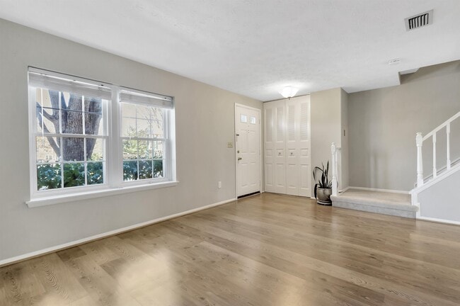 Building Photo - 12127 Purple Sage Ct
