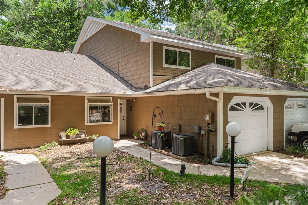 Primary Photo - 811 SW 50th Way