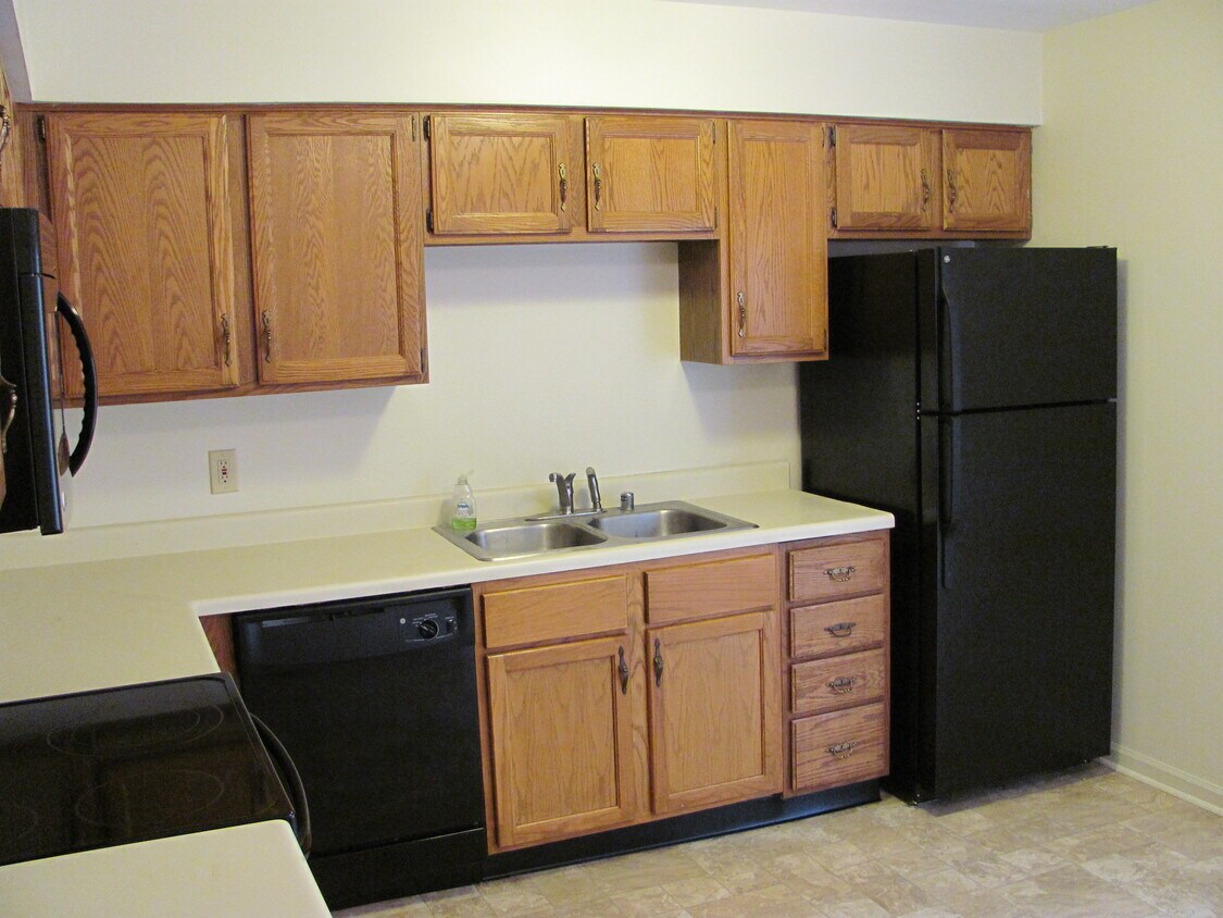 114 Willow Creek Dr, Danville, KY 40422 Townhome Rentals in Danville