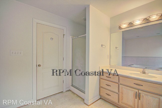 Building Photo - 1753 Mill Wood Way