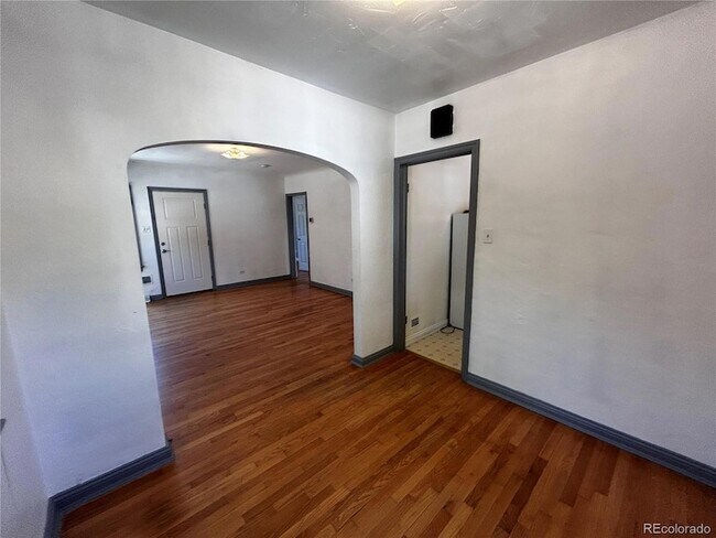 Foto del edificio - 2111 S Emerson St