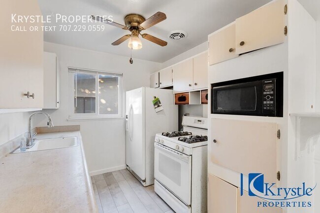 Foto del edificio - ***Lovely 3 Bedroom 2 Bathroom Single-Fami...