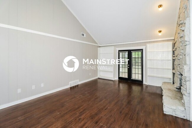 Foto del edificio - 4 Bedroom Pet-Friendly Home in Memphis, TN with Main Street Renewal