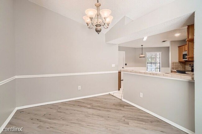 Foto del edificio - 4 br, 2 bath House - 720 Tomlinson Terrace...