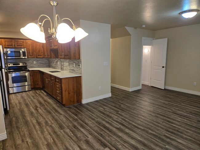 Building Photo - 3163 N Whitetail Dr