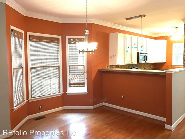 Building Photo - 3 br, 4 bath House - 5300 Goldenglow Way