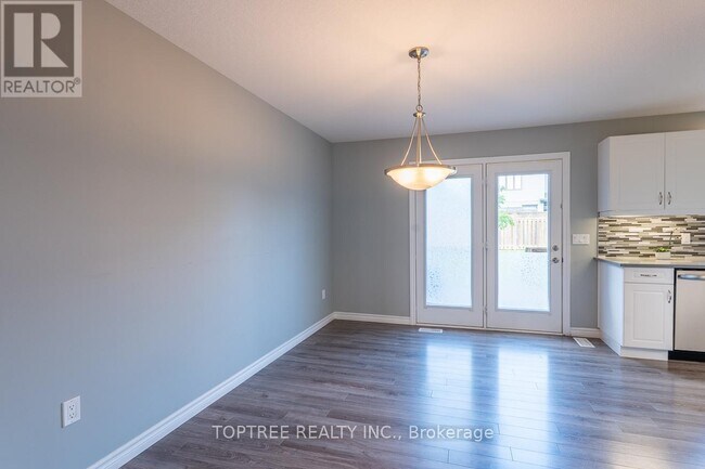 Photo du bâtiment - 1061 Eagletrace Drive