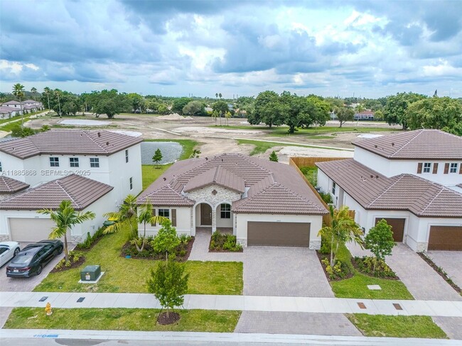 Building Photo - 2972 SE 23rd Ave