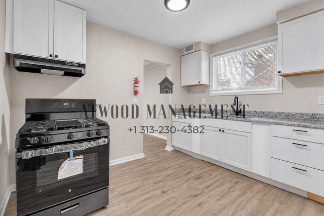 Foto del edificio - This beautifully updated 3-bedroom, 1-bath single-family home is ready for move-in!