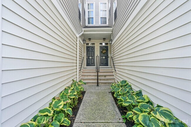 Foto del edificio - 107 Brittany Ct