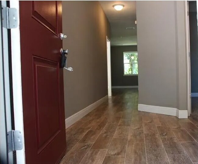 Foto del edificio - For Rent: Spacious 3 Bed, 2 Bath Home in G...