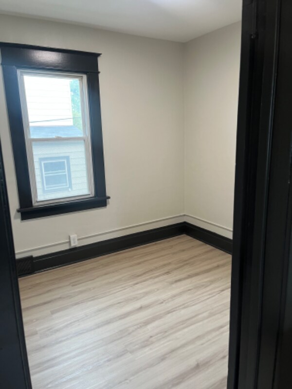 Foto del edificio - 4260 South Park Ave