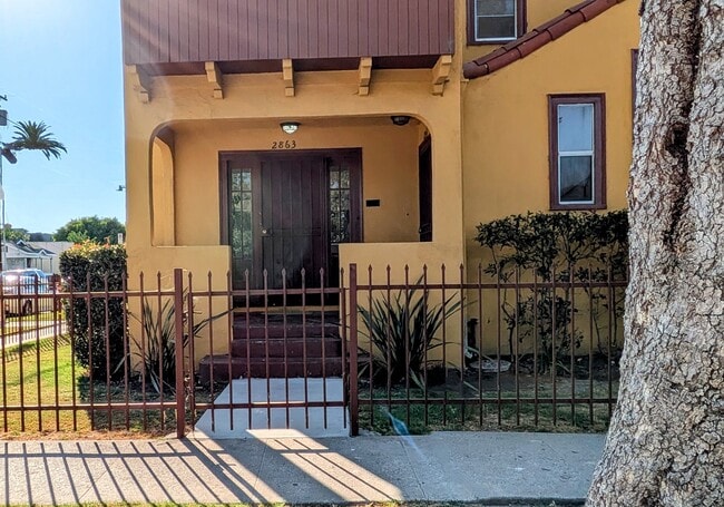 Foto del edificio - 2863 S Sycamore Ave
