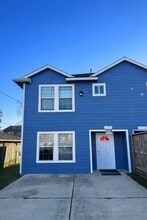 Building Photo - 6514b Culmore Dr