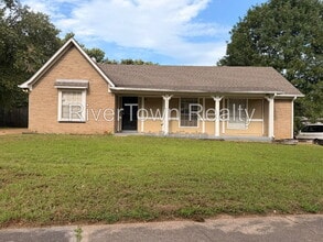 Building Photo - 4311 Springwind Rd