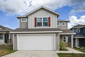 Building Photo - 553 Autumn Blaze
