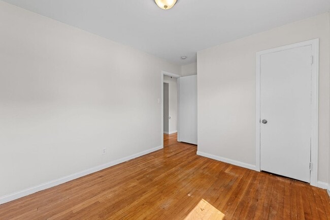 Building Photo - 3725 Coolidge Hwy
