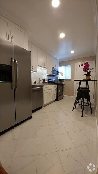 Building Photo - 5074 Wilder Dr