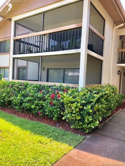 Foto del edificio - 830 NW Fork Rd