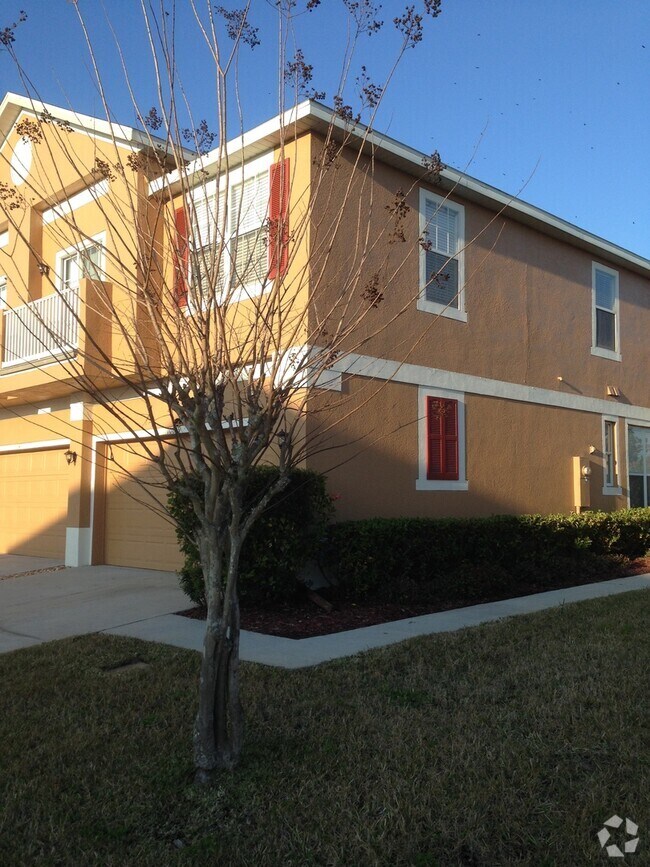 Waterside Estates Apartments under 400 Orlando, FL 8 Rentals