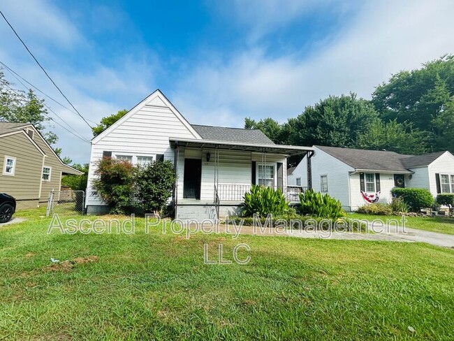 Photo - 215 S Moore Rd House