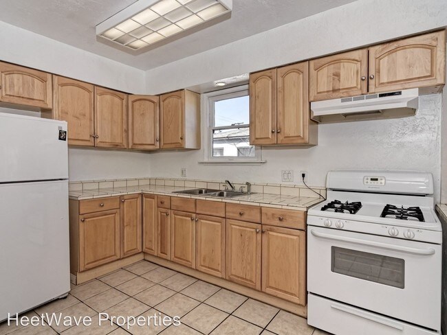 Foto del edificio - 3944-3946 Georgia St