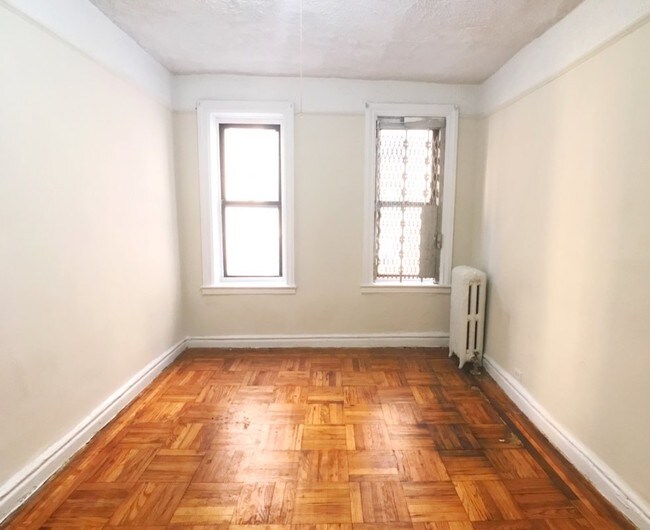 Foto del edificio - 1715 Walton Ave