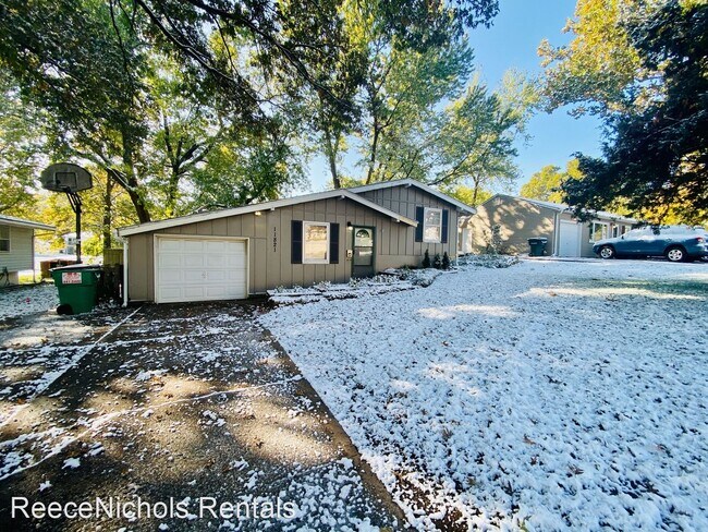 Foto del edificio - 3 br, 2 bath House - 11821 W 67th St