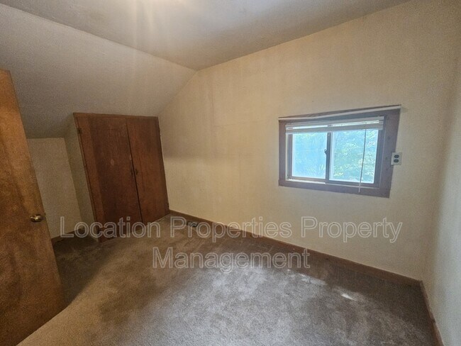 Building Photo - 925 Alabama St