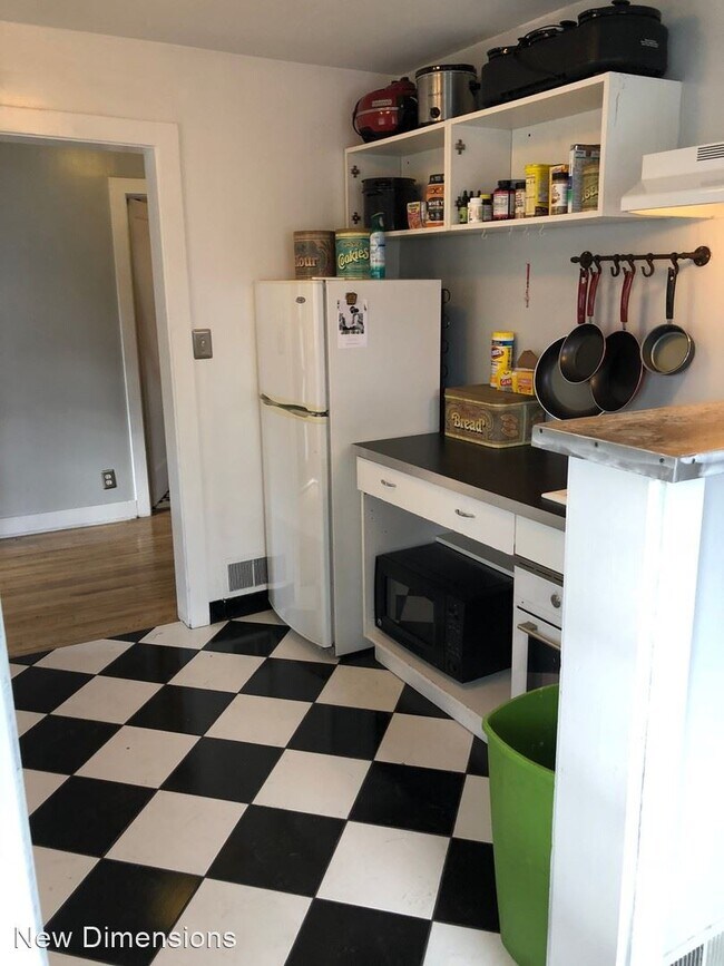 Foto del edificio - 1 br, 1 bath House - 141 1/2 Vesta Street