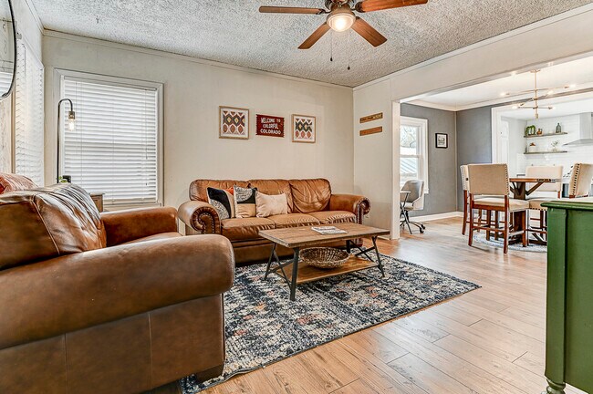 Building Photo - 523 E Cache La Poudre St
