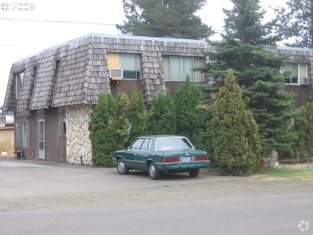 Building Photo - 112 Sunset St