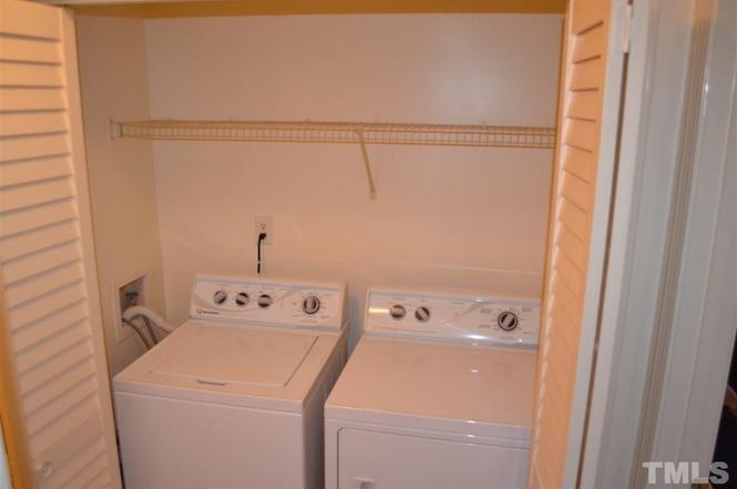 Primary Photo - 2200 Mountain Mist Ct
