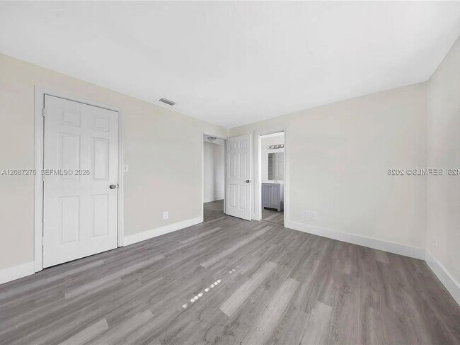 Foto del edificio - 2550 NW 2nd Dr