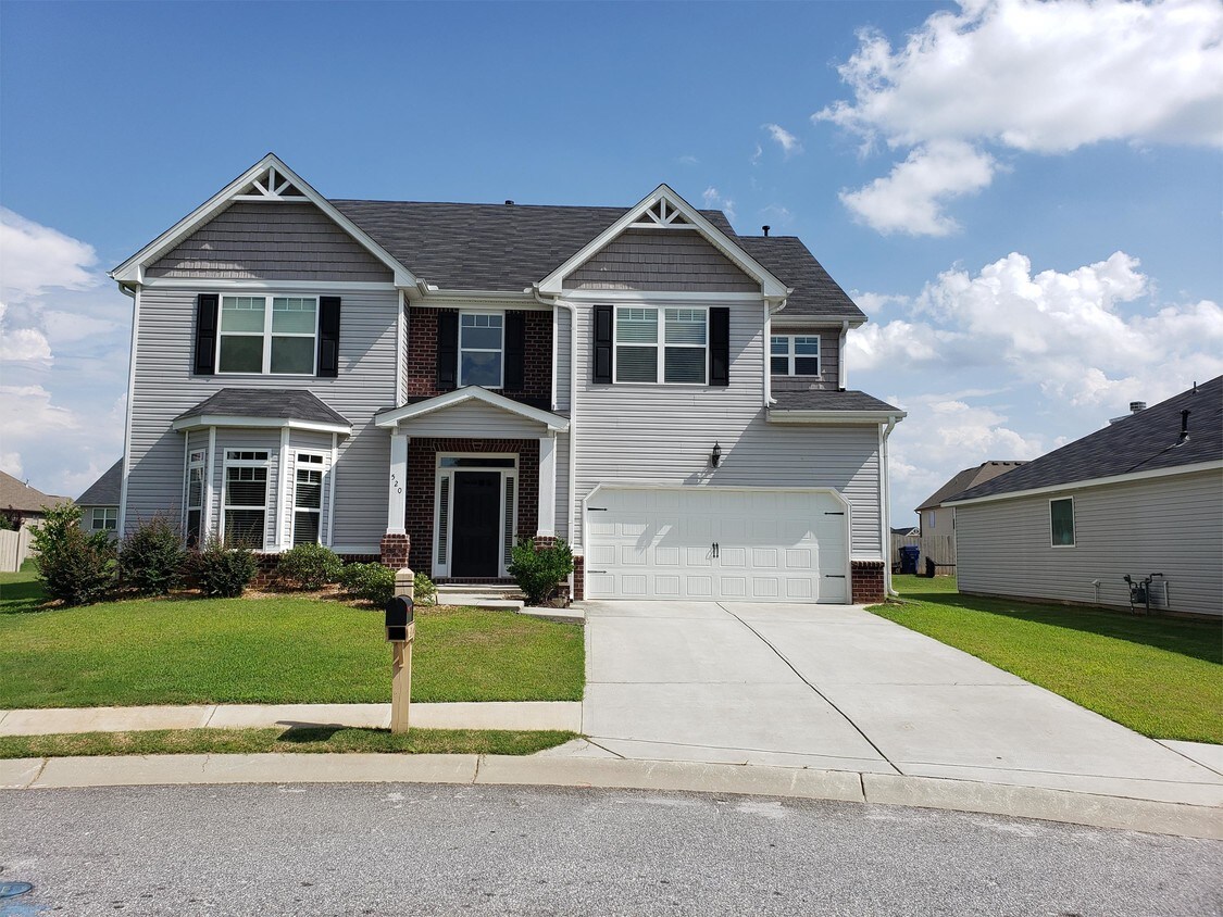 520 E Czardas Way, Reidville, SC 29375 House for Rent in Reidville